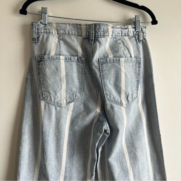 KanCan Striped McKenzie Mid-Rise 90's Flare Wide Leg Jean's Size 27 - Picture 5 of 11